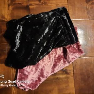 Velvet shorts